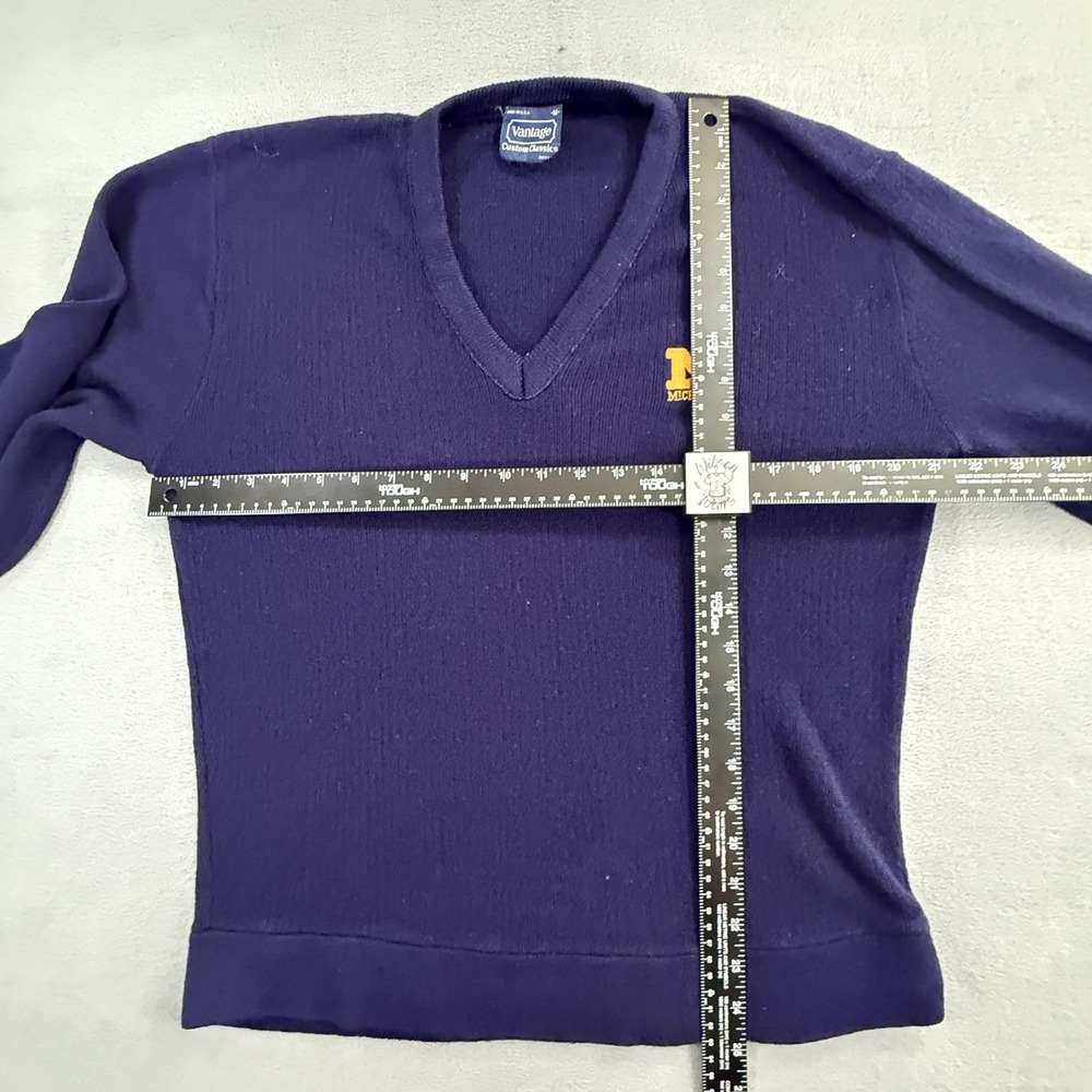 Vintage University Michigan Mens Vantage Custom Classics Sweater Blue Med V Neck - Picture 2 of 7